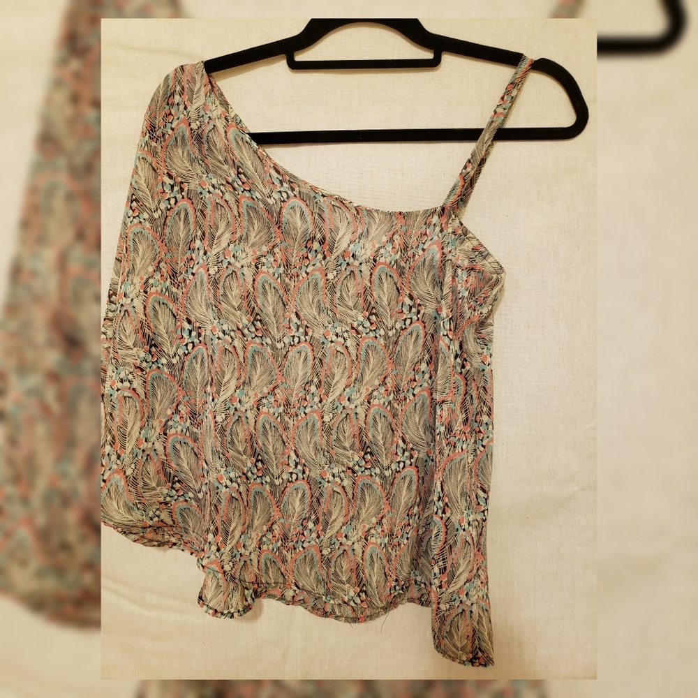 Half sleeve shirt